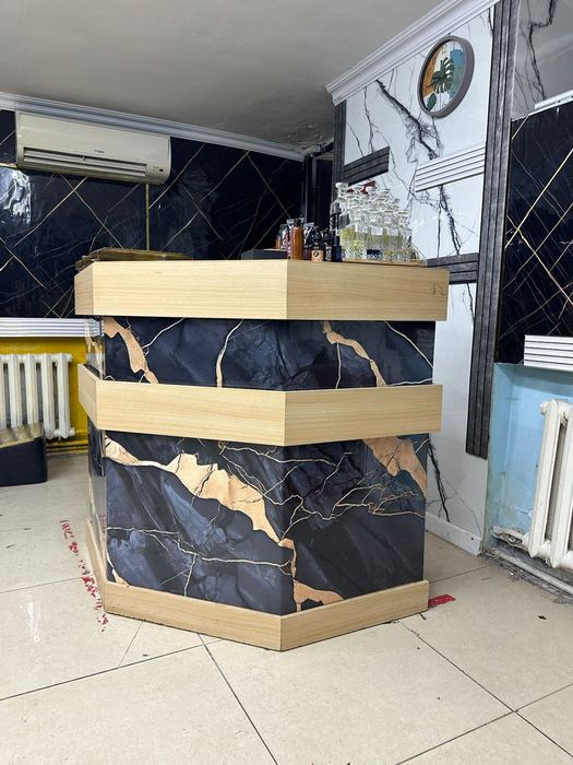 Продам стойку ресепшен