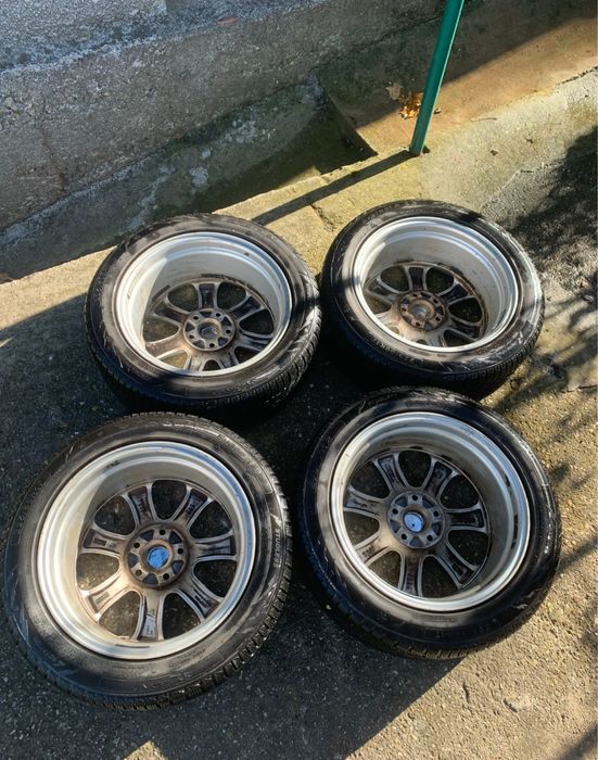 Зимни гуми 225/50/17 на един сезон с оригинални джанти за Ауди