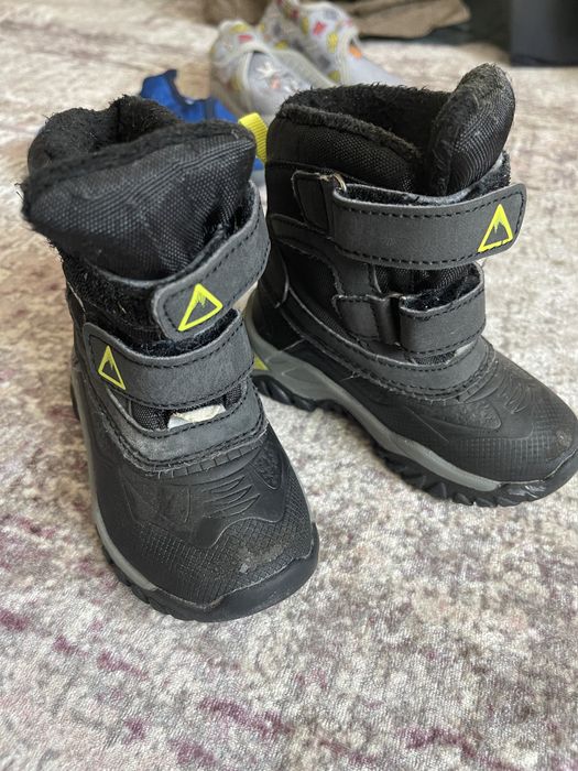 Детски ботуши / плати 3 получаваш 4