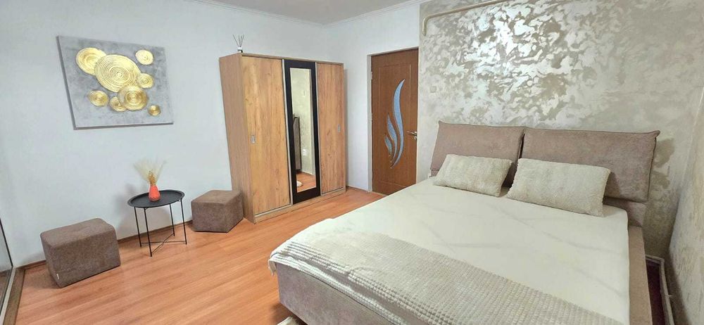 Inchiriez Garsoniera Et 3 Zona Policlinica