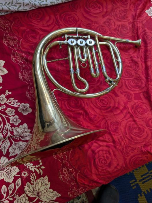 Corn pentru solistică