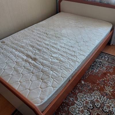 Легло, персон и половина