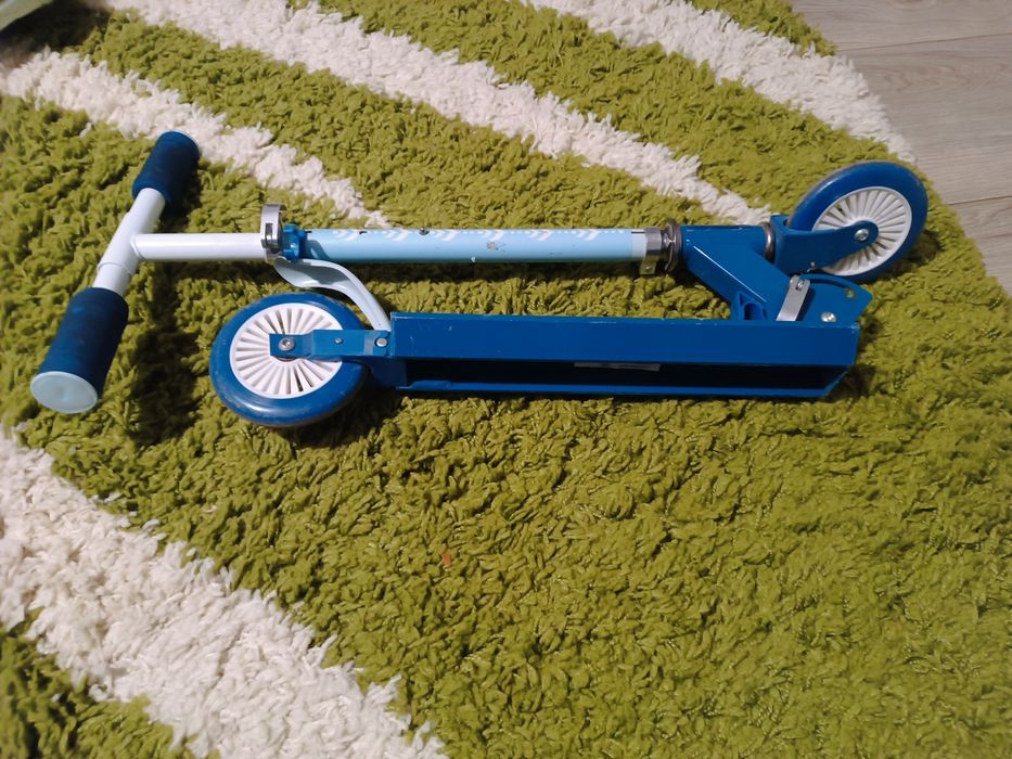 Trotineta 3-6 Ani ( Frozen)