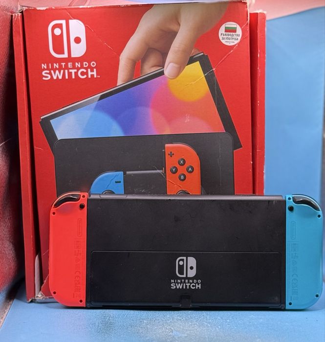 Nintendo Switch OLED + 3 игри + калъф Zelda + аксесоари + VR очила
