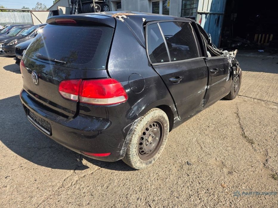 Dezmembrez VOLKSWAGEN GOLF VI 5K1 2009 2.0 TDI CBDC 81KW|110HP