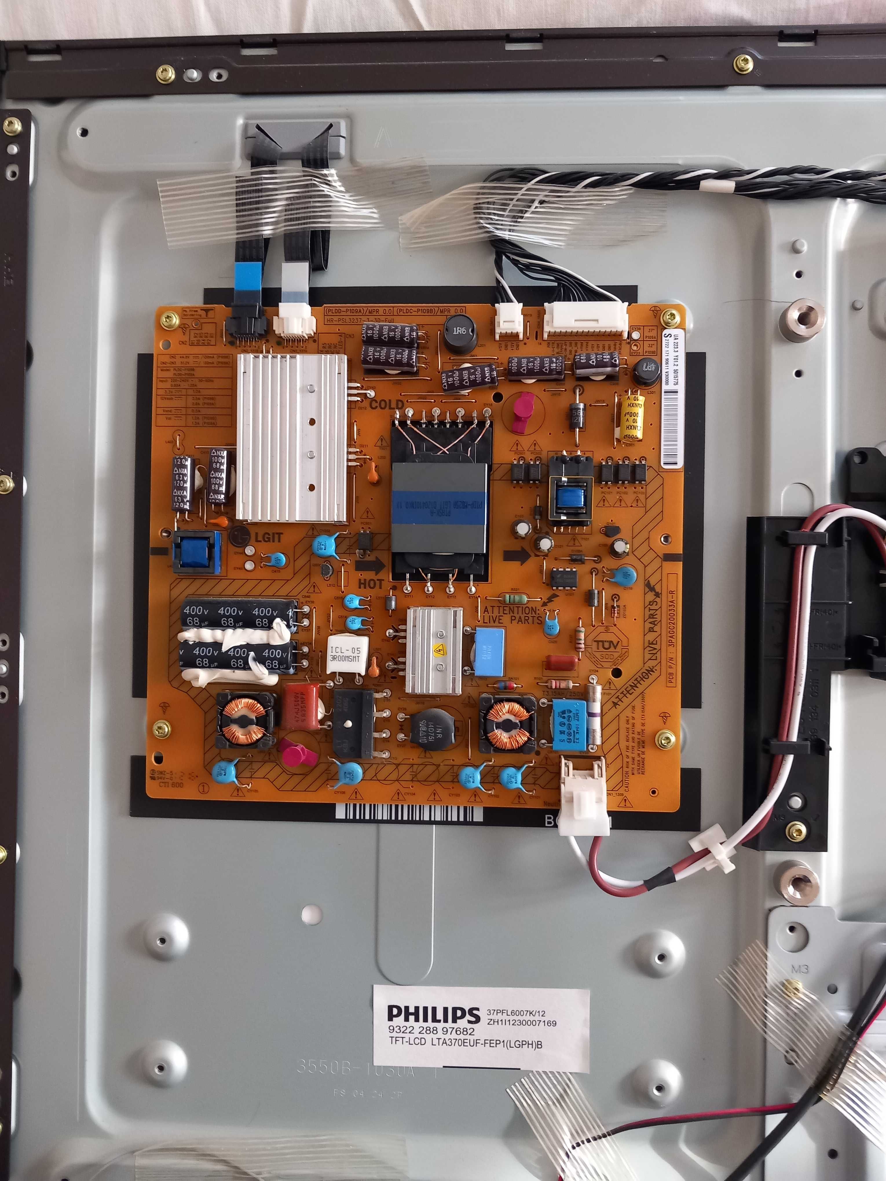 Телевизор PHILIPS 32PFL 6007K на части