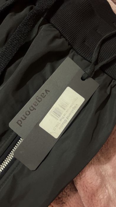 Pantaloni vagabont,pentru bărbați cu eticheta