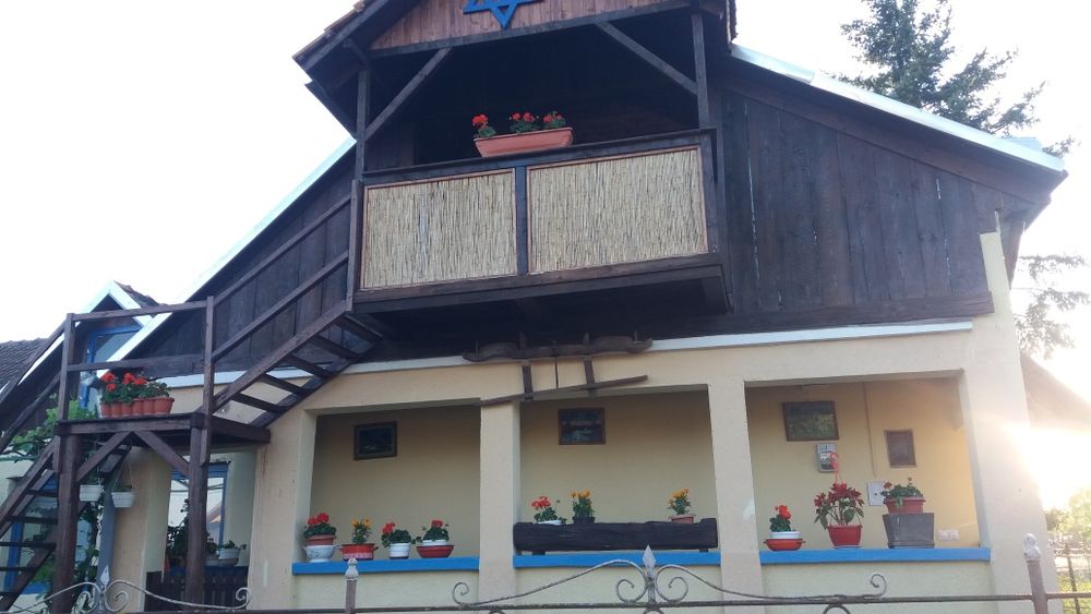 Chirie sau Cazare Ieftina la Casa Traditionala