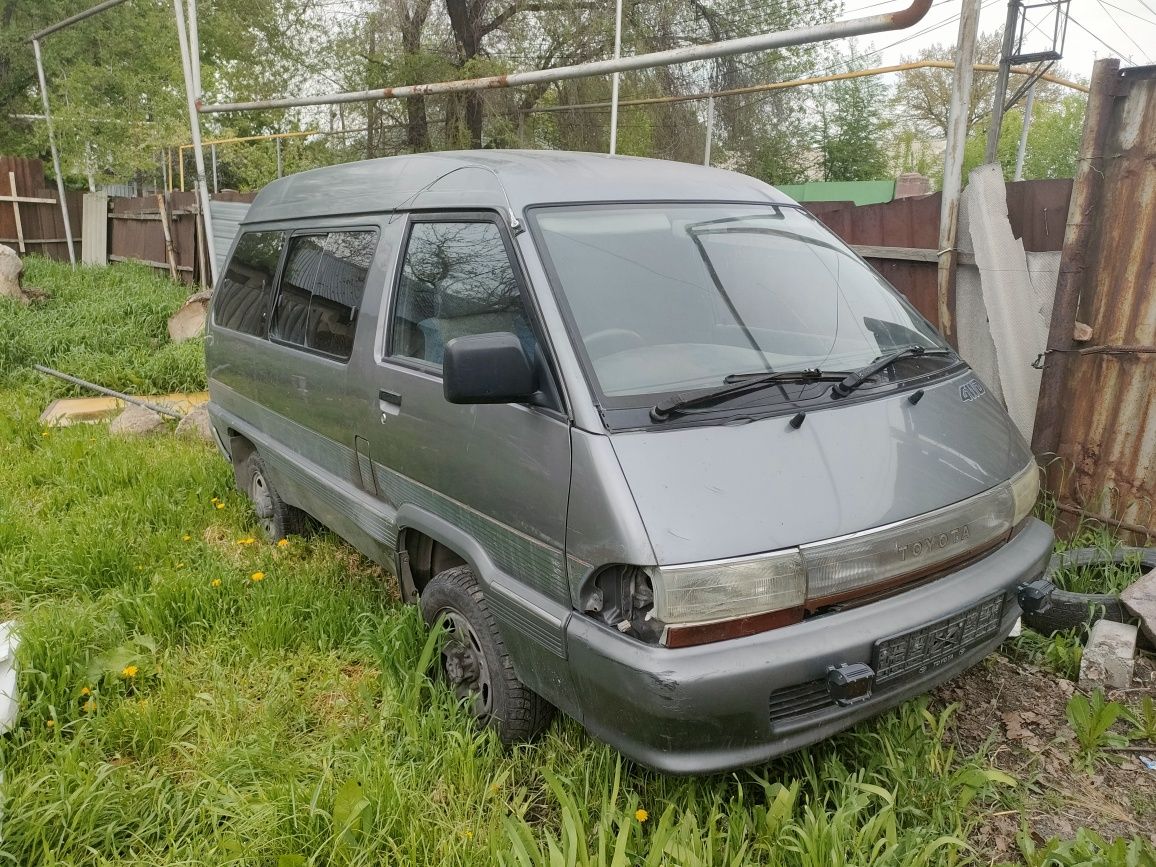 Toyota Town Ace 1991 4wd.