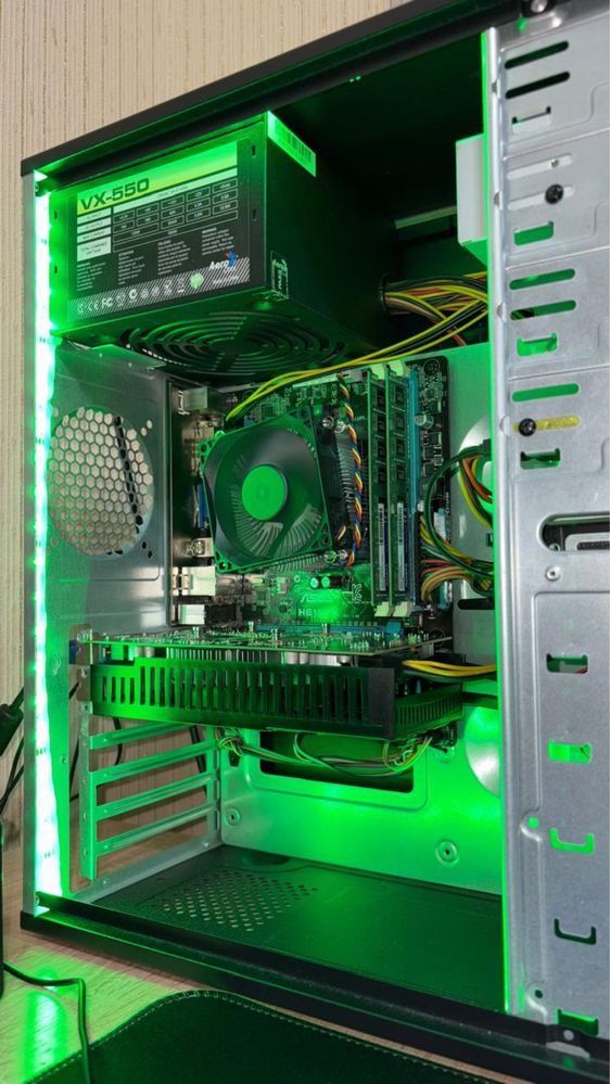 Игровой компьютер Core i5/8GB/SSD/HDD/GTX 550TI +22 дюйм монитор