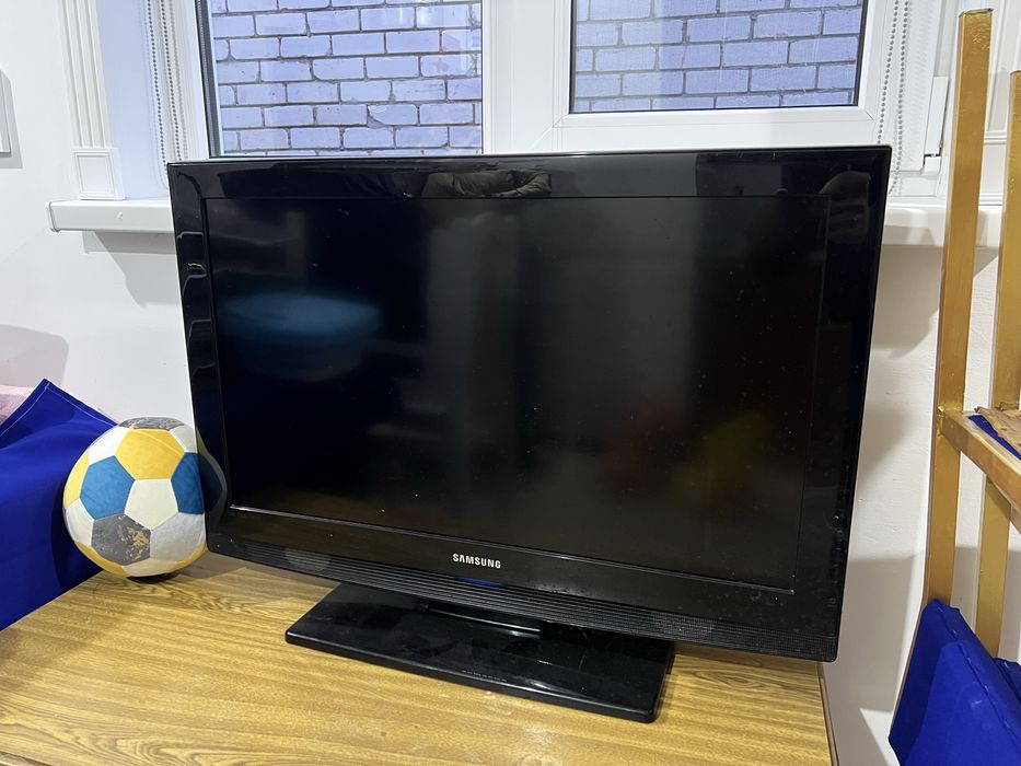 Продам телевизор Samsung