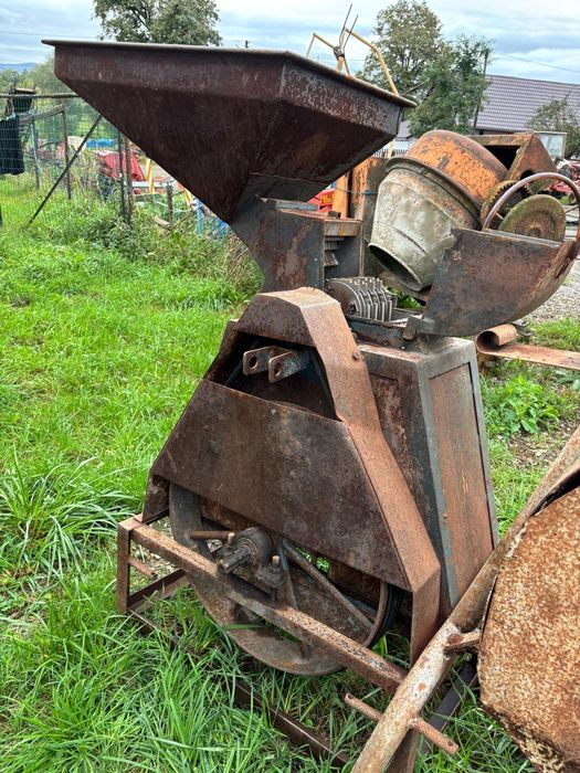 Moara dupa tractor