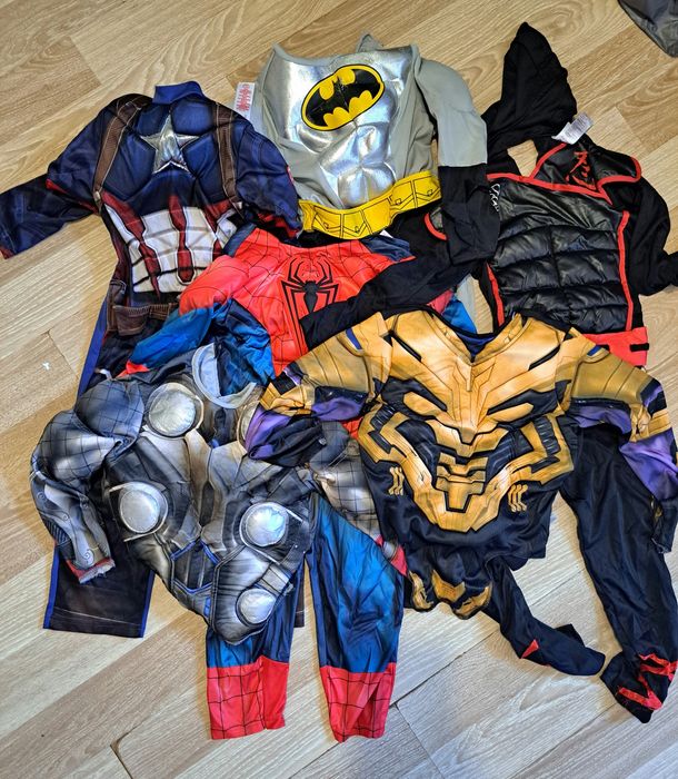 Детски костюми комплект