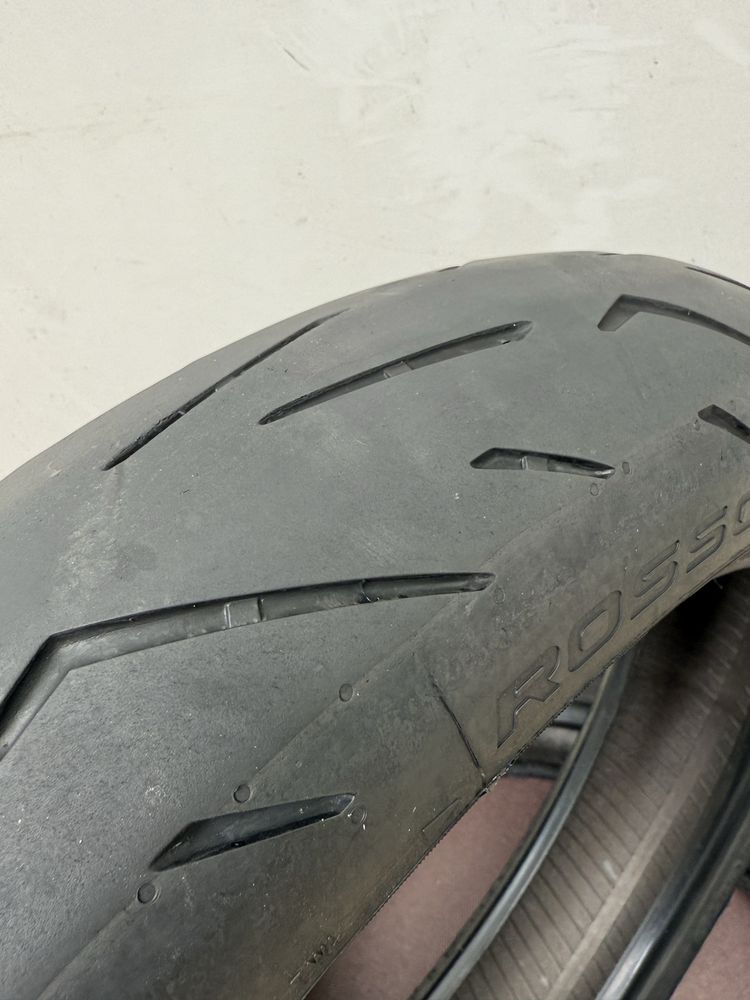 120/70/17 Pirelli rosso corsa dot 2021