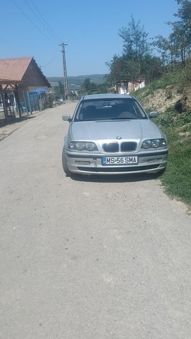 Vând sau schimb BMW e46