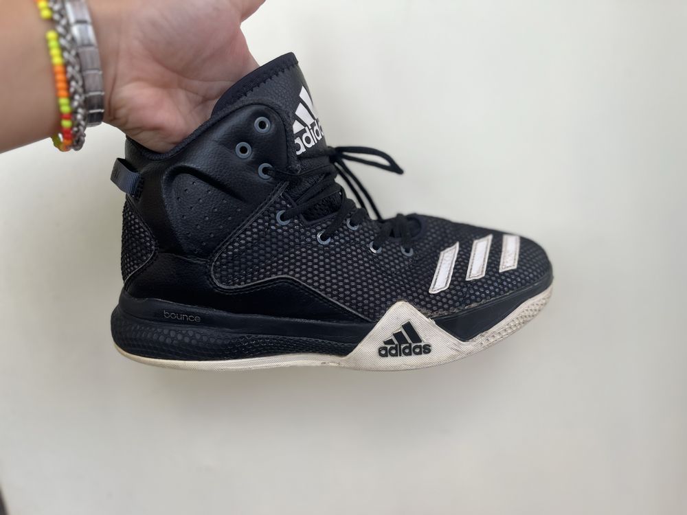 Спортни маратонки на adidas