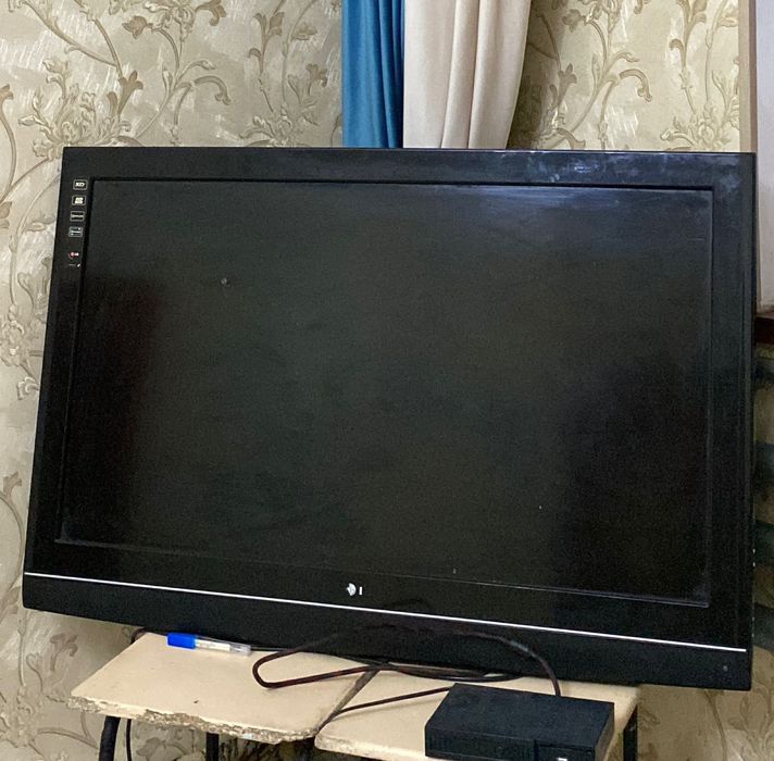 телевизор