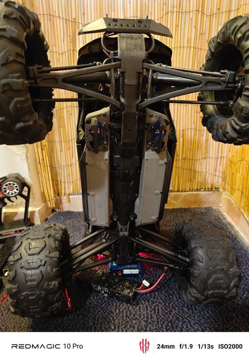 Traxxas summit 1/7 70x50cm vxl 8s