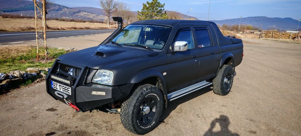Vând Mitsubishi L200, vopsit raptor, 2.5 diesel, 4x4,reductor