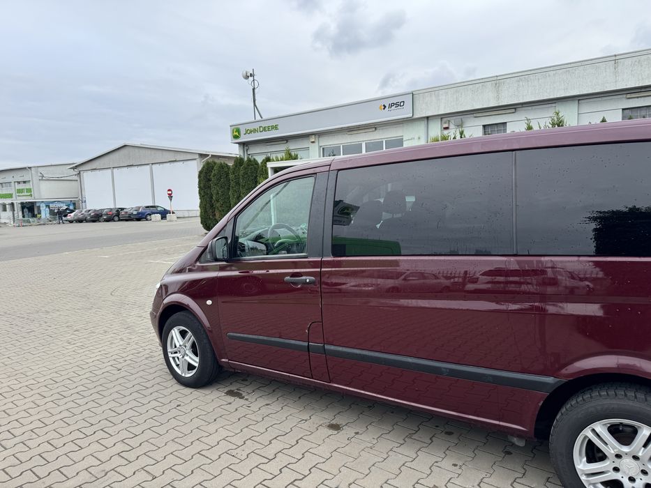 Vand/schimb cu autoplatforma Mercedes Vito 8+1 2012