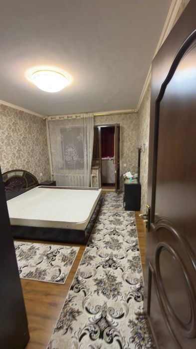 Universitet tomonda 2 xonali uy sotiladi