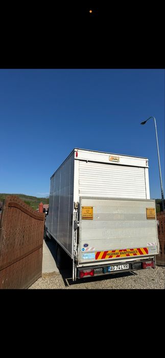 Cub cu lift iveco daily