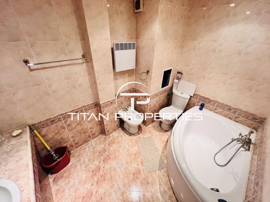 Дава се под наем Двустаен апартамент в Бургас, Център - 64 кв.м за 433.5 € - Снимка #6