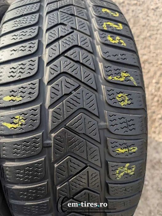 SET 2 Anvelope Iarna 225/40 R18 PIRELLI Sottozero 3 92V
