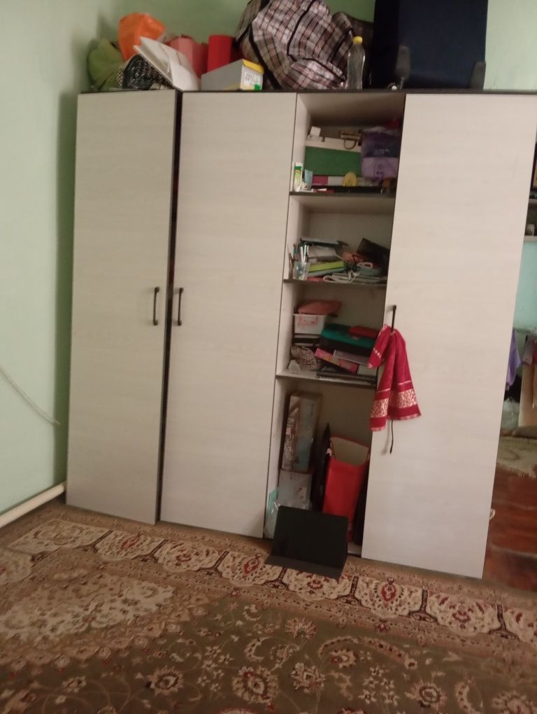 Шкаф новый срочно