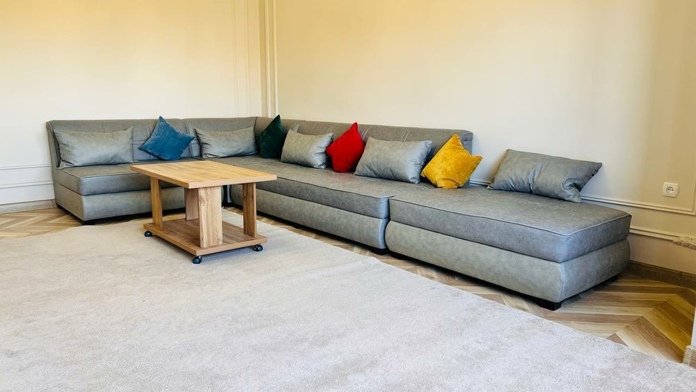 Гофур Гулом метро 5-6 минут