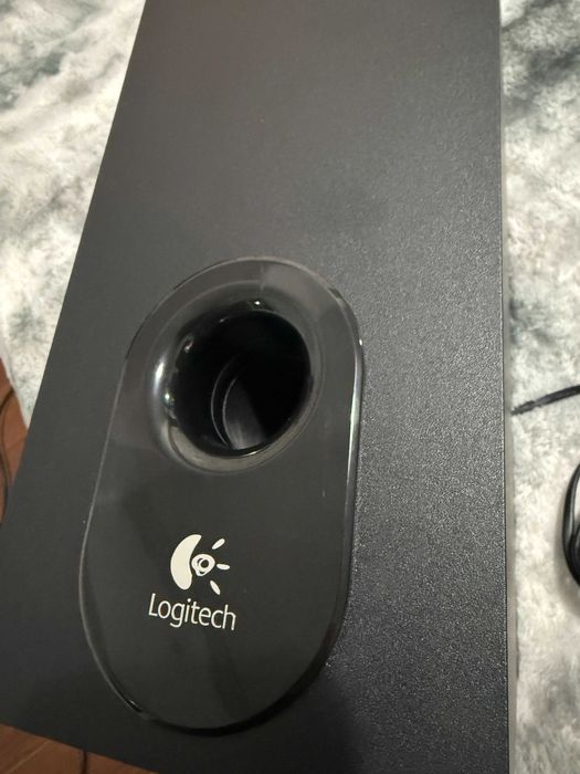 Sistem Logitech 5.1 X-530 stare foarte buna