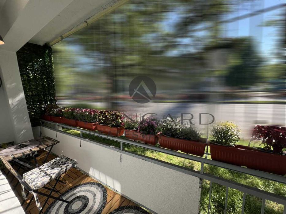 Продава се Тристаен апартамент в Пловдив, Кършияка - 67 кв.м за 2008 €/кв.м - Снимка #12