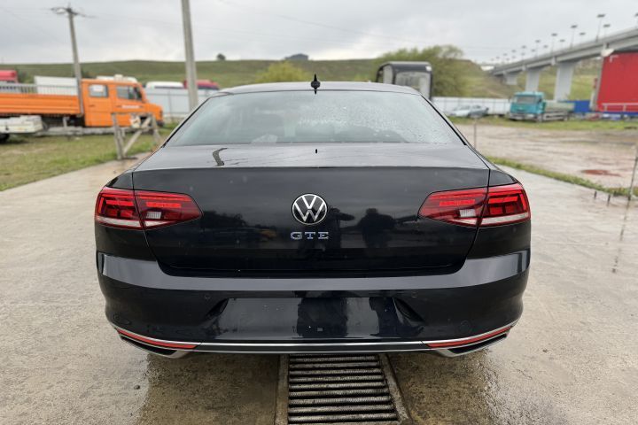 Bara spate completa GTE R-Line Volkswagen VW Passat B8 (facelift)  [d