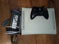 Xbox 360 cu CD-ROM modat