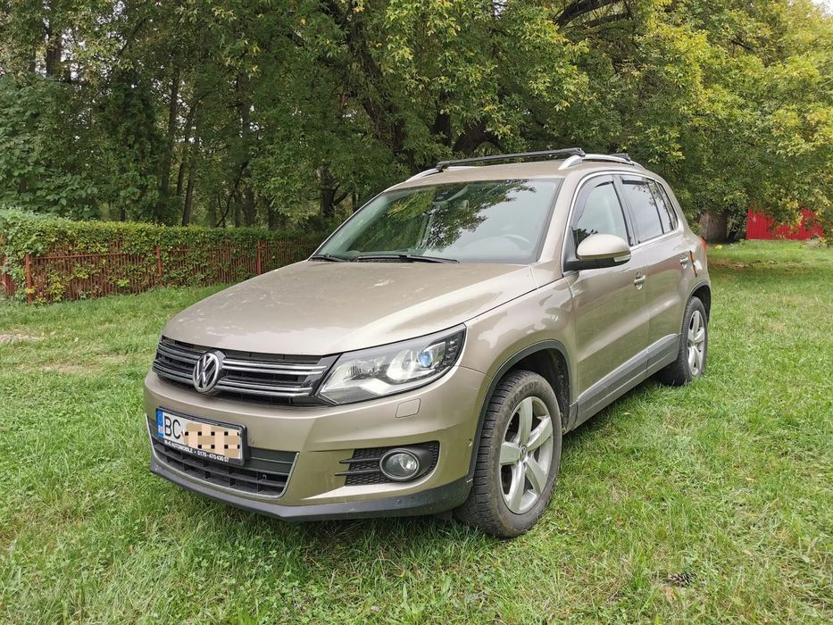 Volkswagen Tiguan Specificații în ultima fotografie.