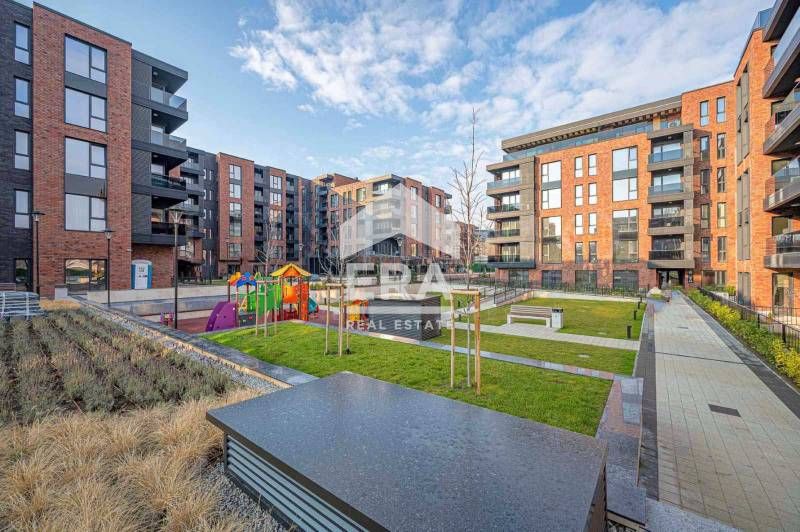 Продава се Тристаен апартамент в София, Хладилника - 120 кв.м за 2711 €/кв.м - Снимка #3
