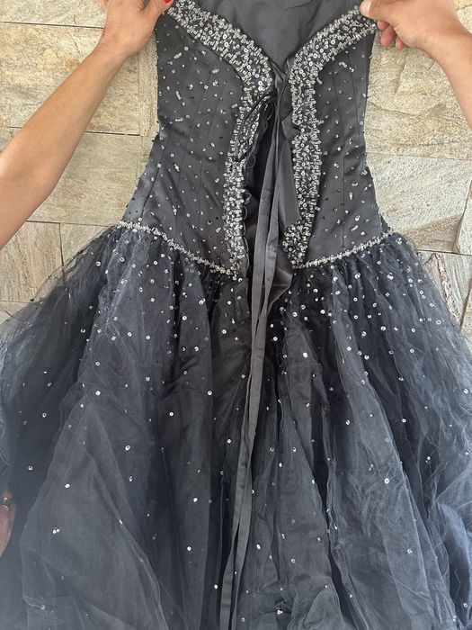 Официална рокля