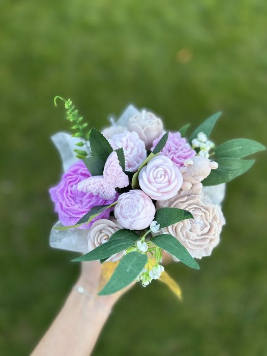 Соеви свещи - букет