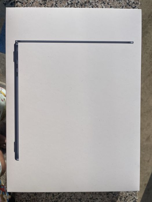 MacBook Air (13 inchi, M4, 2025)