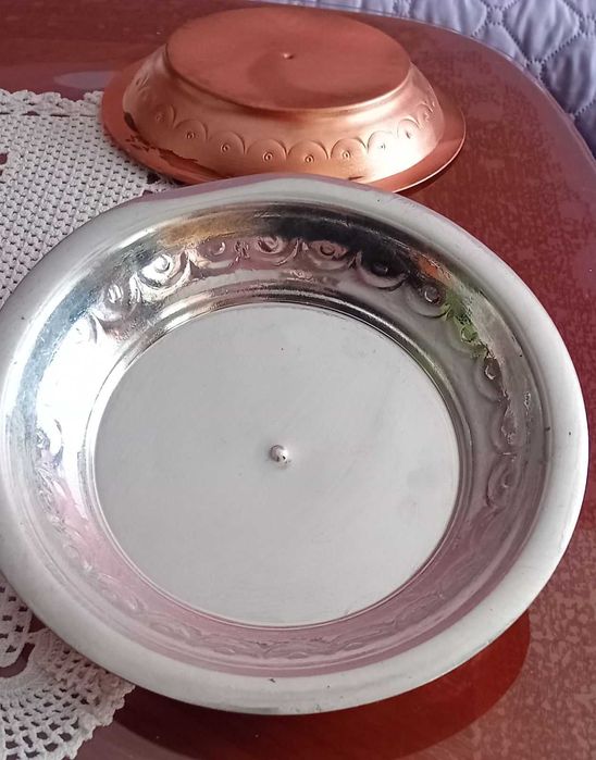 Медни чинии, калайдисани отвътре,  3 броя.