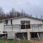 Meseriaș execut lucari  exterioare și interioare