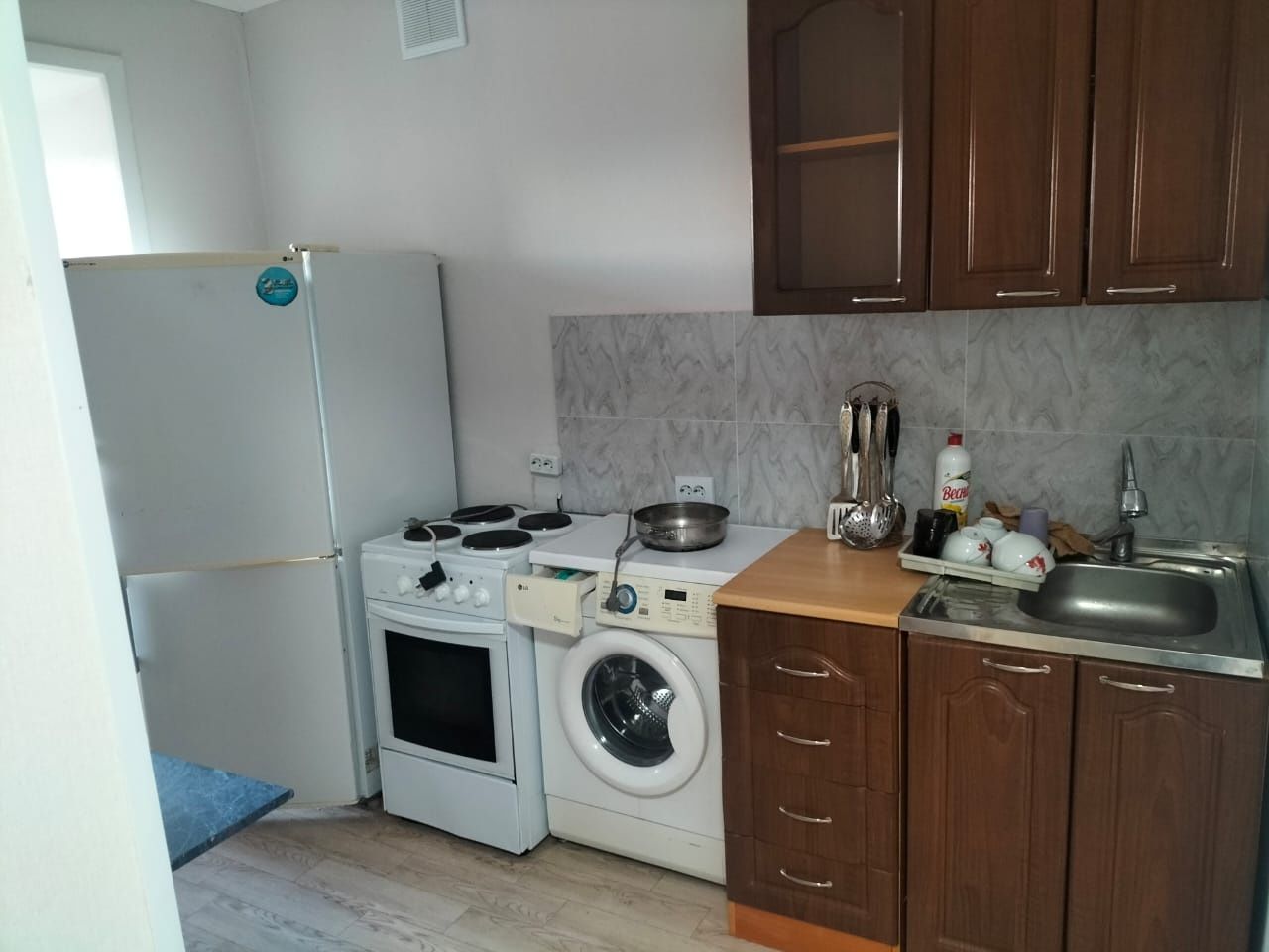 Продам 1 комн квар. 7-52-6 этаж.