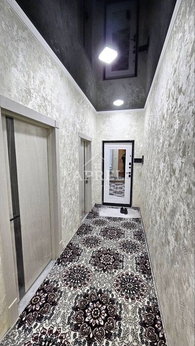 2 xonali kvartira sotiladi