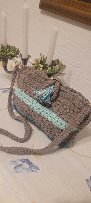 Poșetă croșetată handmade