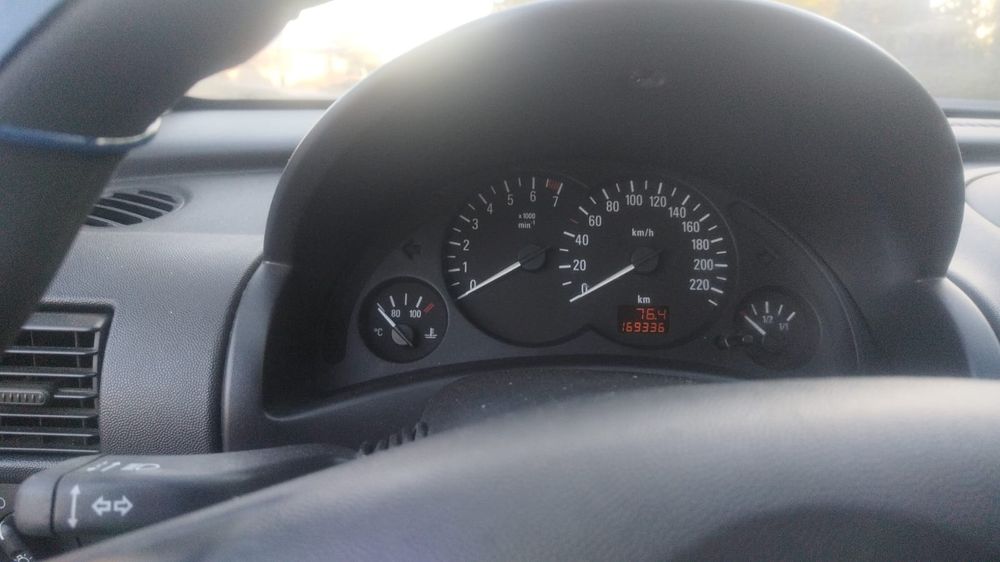 Vând Opel Corsa 2001