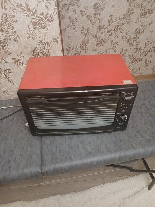 Продам духовку срочно