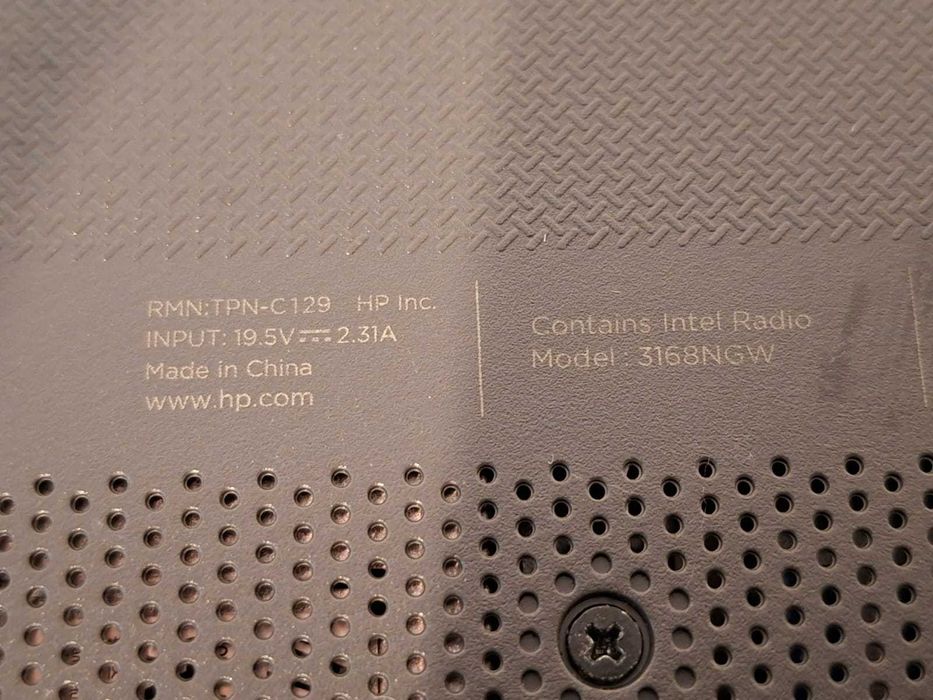 Laptop Hp 3168NGW i3 6006U pentru piese, tastatura defecta