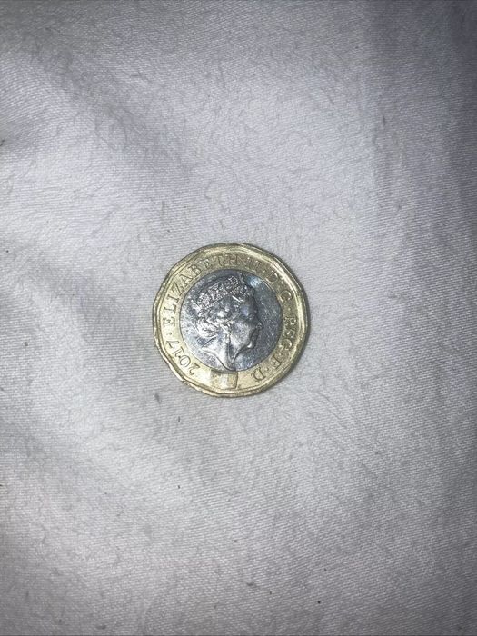 Moneda one 1 lira pound Elizabeth II 2 2017