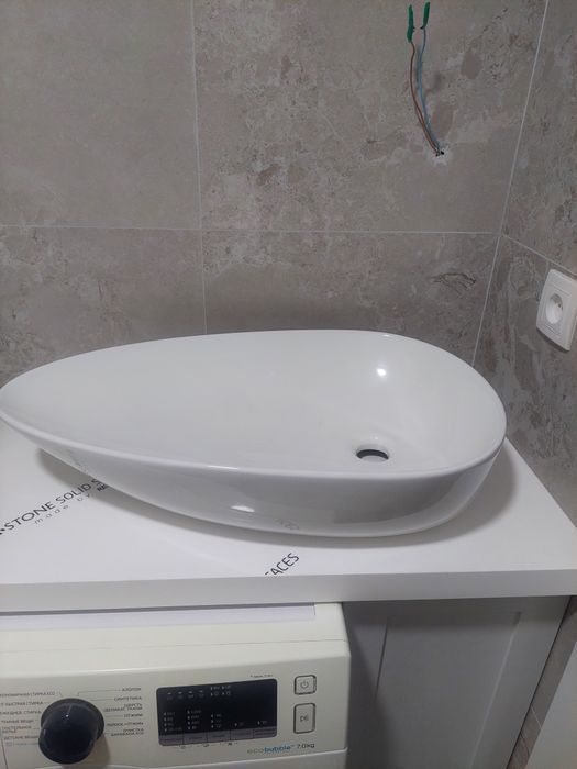 Раковина для ванной ассиметричная с боковым сливом