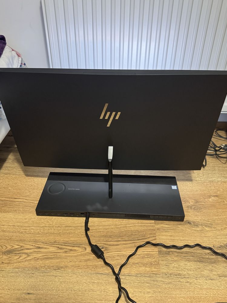Hp All-in-One - i7 8th gen, GTX 1050ti, Display 2k